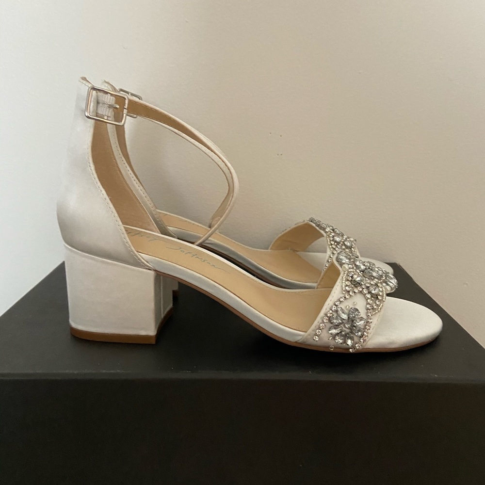 Betsey Johnson Women’s Mel Block Heel Sandal